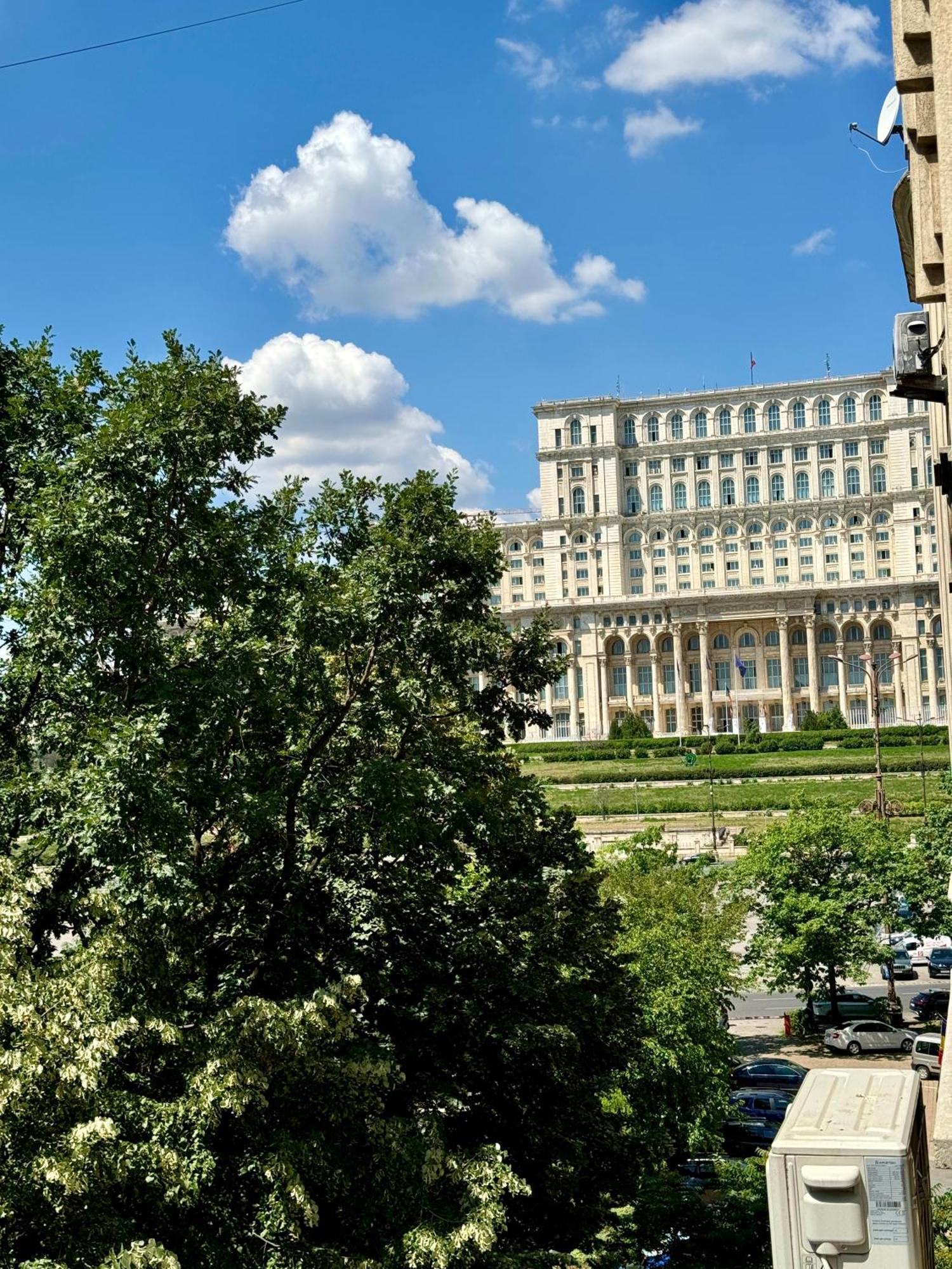 Top Location - Contemporary Parliament View - 2Br บูคาเรสต์ ภายนอก รูปภาพ
